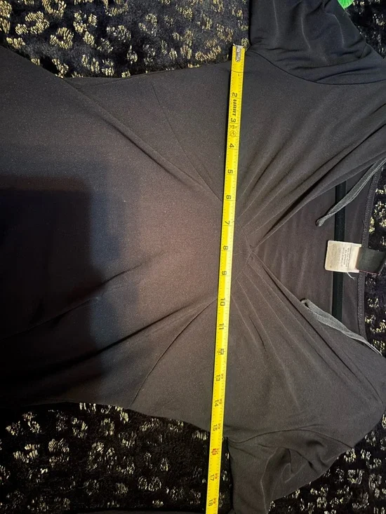 Y2K Wrapper Black V-Neck 3/4 Sleeve Women's Top Curvy Slimming Look - Picture 5 of 5